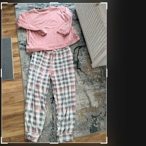Cuddle Duds sz P1X pajama set